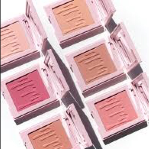 😍NWT Kitten Baby Blush by Kylie!😍 - Picture 3 of 9